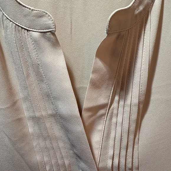 Ann Taylor Light Pink V-Neck Blouse - Picture 4 of 4